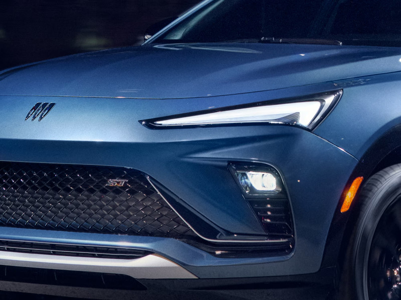 2026 Buick Envista LED daytime running lamps