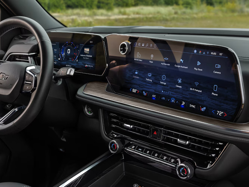 2026 Chevrolet Suburban interior technology