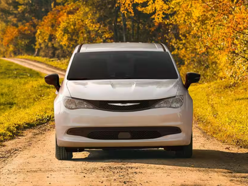 2026 Chrysler Voyager