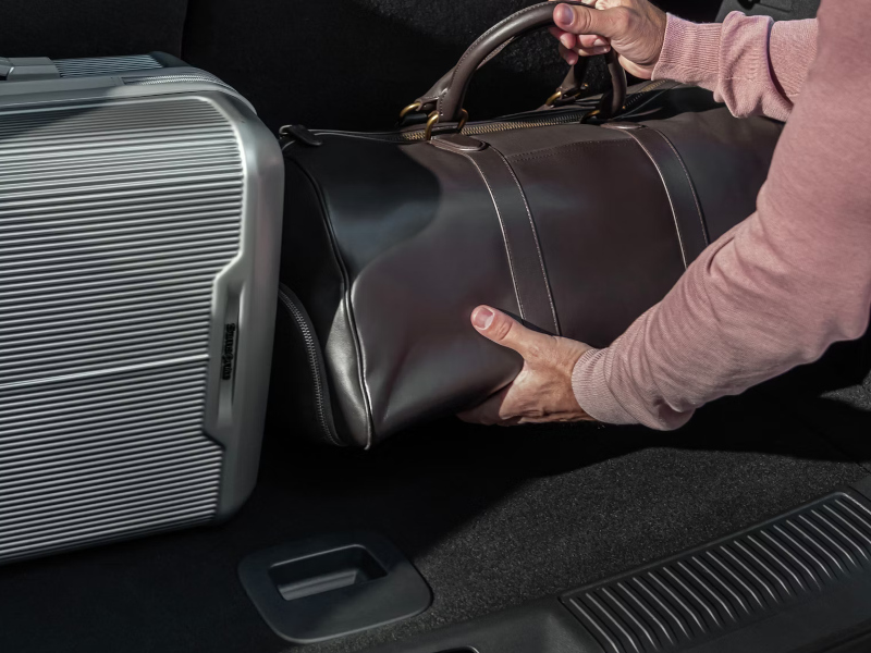 2026 Lincoln Aviator cargo space