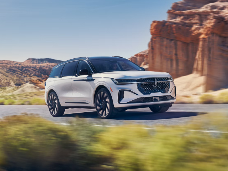 2026 Lincoln Nautilus adaptive cruise control